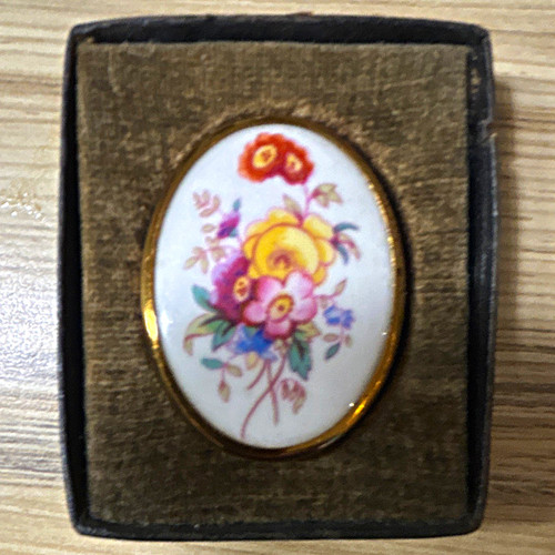 Royal worcester signed - worcester,