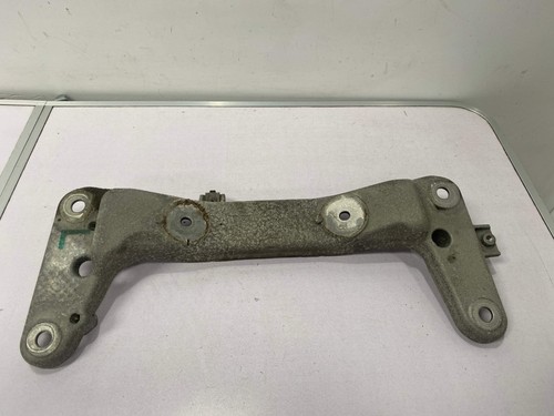 Bmw gearbox support mount - m4,