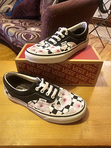 Vans low top - low, up