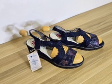 Womens Pavers X Relife Floral