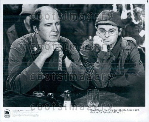 1996 wire photo tvs mash - tvs, david