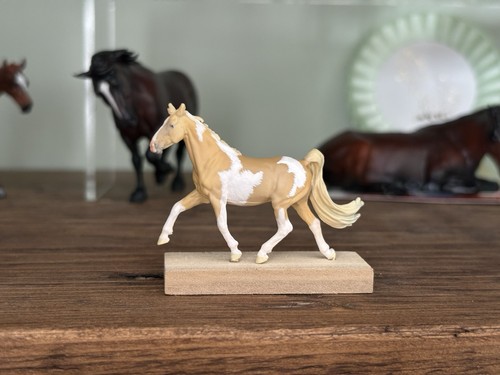 Micro artist resin - resin, model