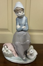 Lladro Figurine, Girl with