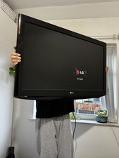 LG 37” TV 37LH2000