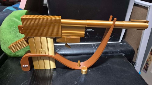 Golden gun james bond man - gun,,