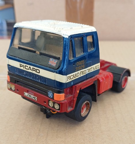 Scalextric leyland truck - scalextric,