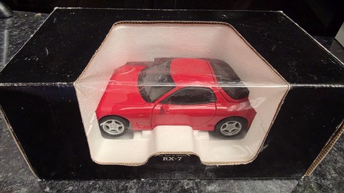 Mazda red 1 18 - rx-7,, kyosho
