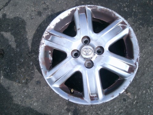 Toyota alloy wheel rim - iq,