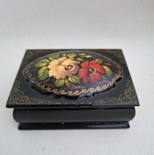 Vintage handpainted and signed - and,