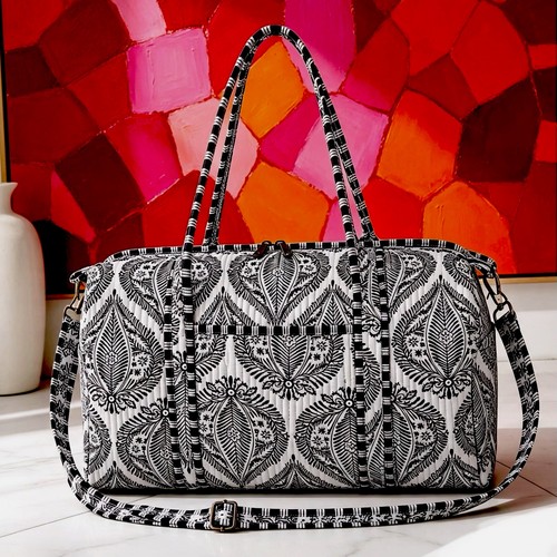 Black white floral print - floral,