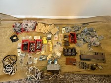 HUGE JOB LOT OF VINTAGE RS ELECTRICAL AND AUDIO COMPONENTS