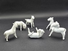 Six vintage white porcelain horses - Blanc de Chine Chinese figurines x6