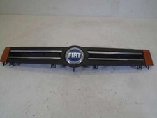 FIAT PANDA FRONT GRILLE AND BADGE 735353899 2004-2011