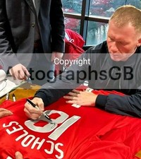 Paul Scholes Signed 2008