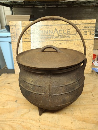Cast iron bean - iron, gypsy