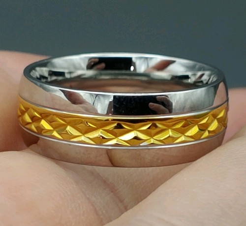 Two toned diamond pattern - two-toned,