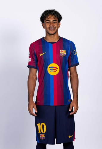 Lamine yamal barcelona - lamine,