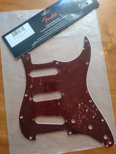 Genuine fender stratocaster - genuine,