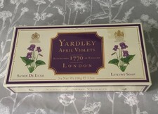Yardley April Violets Bath