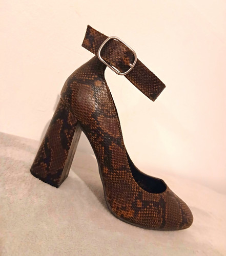 New look size brown - 6,