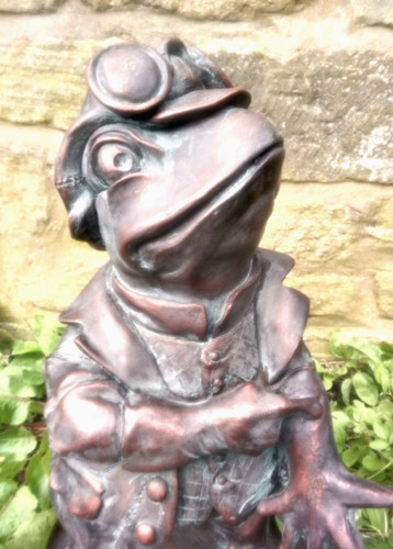 Toad frog garden - garden, statue
