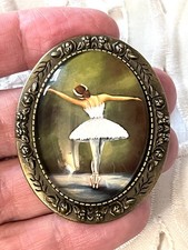 Gorgeous SWAN LAKE Ballerina