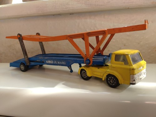 Corgi juniors whizzwheels - whizzwheels, ford