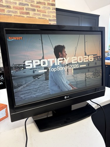 22ls4d lcd monitor - monitor,