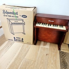 Schoenhut Childs 30 Key Piano