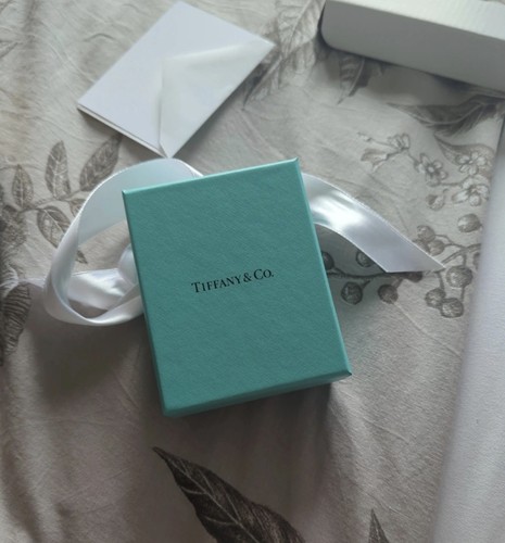 Tiffany gift box - tiffany, &