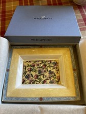 Wedgewood Sarah Plate Boxed MINT