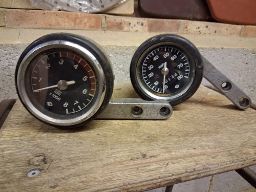 Speedometer mph and rev - 80,