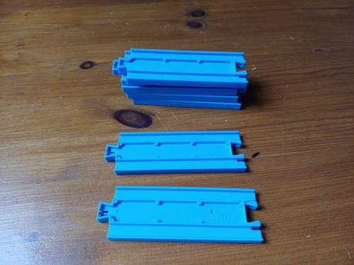 Tomy tomica thomas tank engine - tomy,