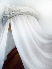 OAntique French bed ciel de