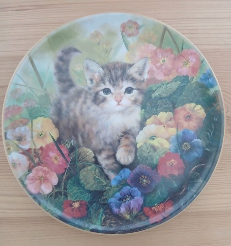 Decorative collector plate - decorative,