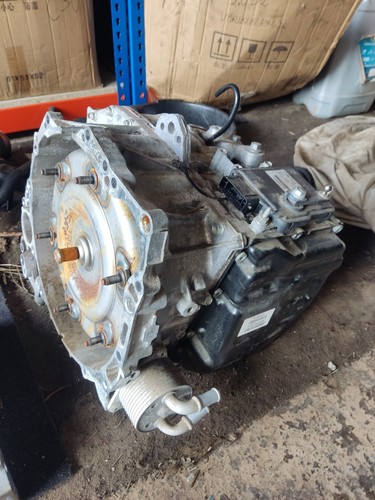 Volvo v40 2019 petrol - 2.0,