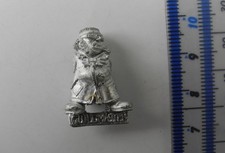 SQUAT GUILDMASTER Metal Rogue