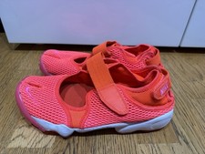Nike Wmns Air Rift BR