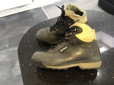 BESTARD GORE-TEX TREKKING BOOTS UK 6 EURO 39