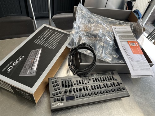 Roland desktop - jd-08,
