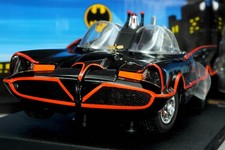 1:18 Hotwheels "1966 BATMOBILE