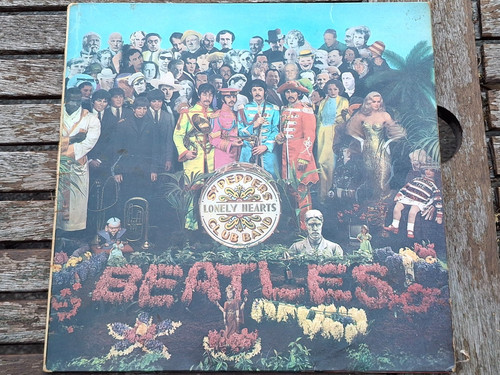 The beatles sgt peppers - beatles,