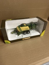 Universal Hobbies 1:32 Krone Big Pack Baler