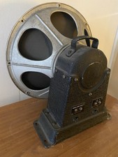 Jensen L18 Auditorium 18"