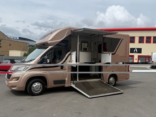 Lovely horsebox - lovely,