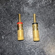 2 gold plated RCA phono plugs 