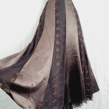 M & S Pur Una  brown