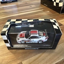 Minichamps Porsche 911 GT3
