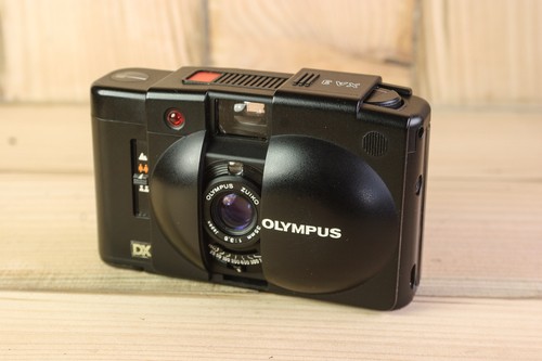 Olympus xa3 35mm compact - olympus,