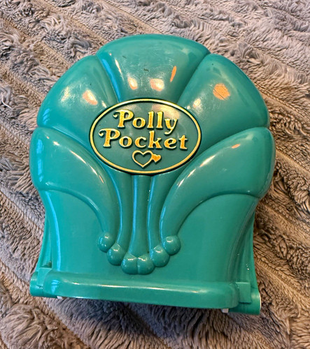 Polly pocket splash slide - polly,